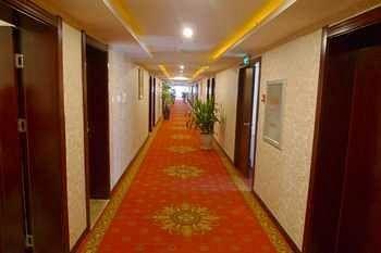 Zhengzhou Youna Hotel Huaihe Road Kültér fotó